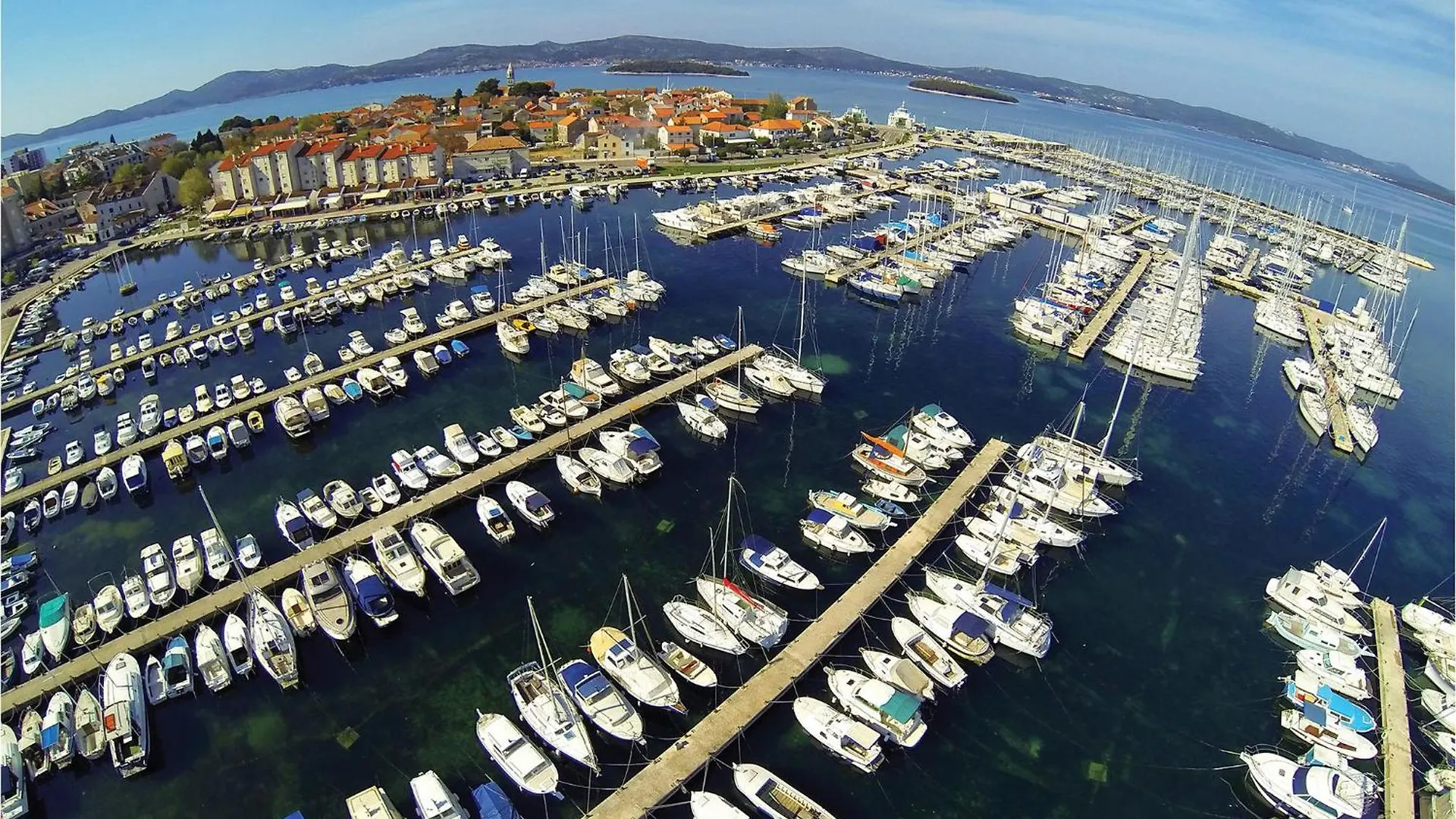2 Bedroom Lovely Home In Biograd Na Moru Casa vacanze